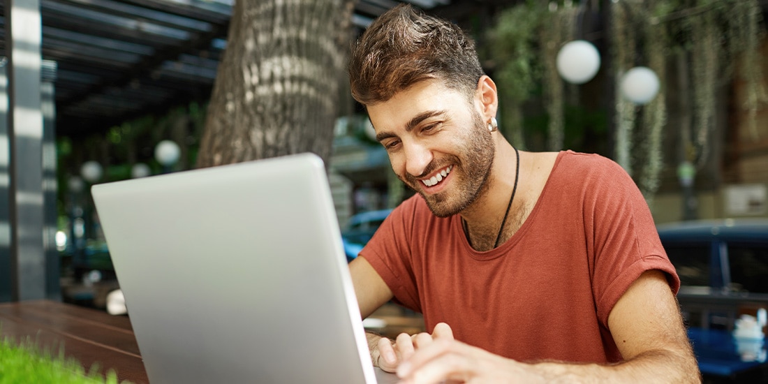 Coursera anunció el lanzamiento de Skill Tracks, una solución de aprendizaje basada en datos