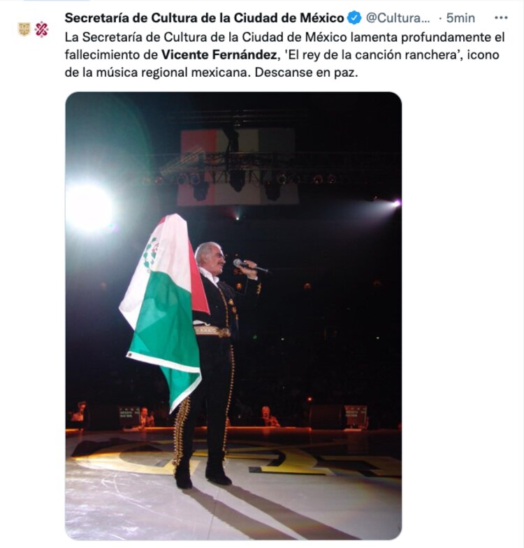 Despiden a Vicente Fernández.