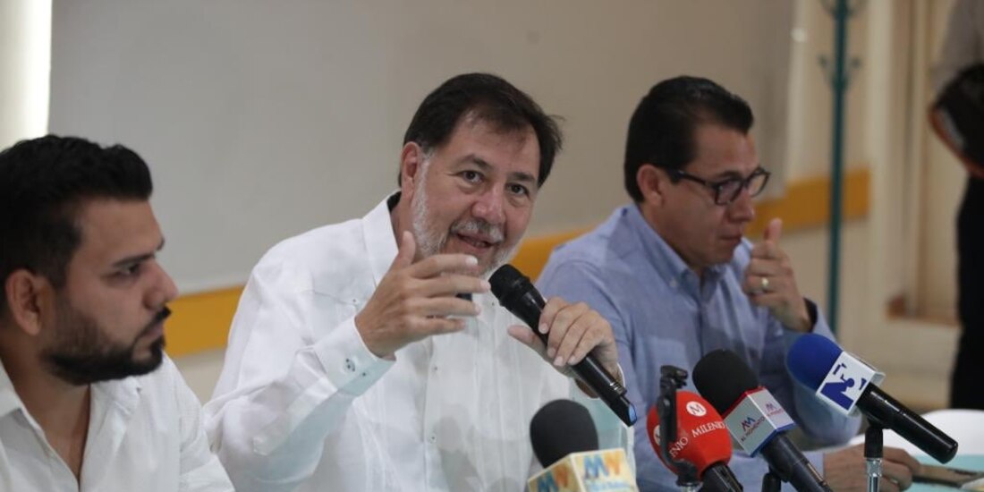 El petista, en conferencia en Acapulco, ayer.