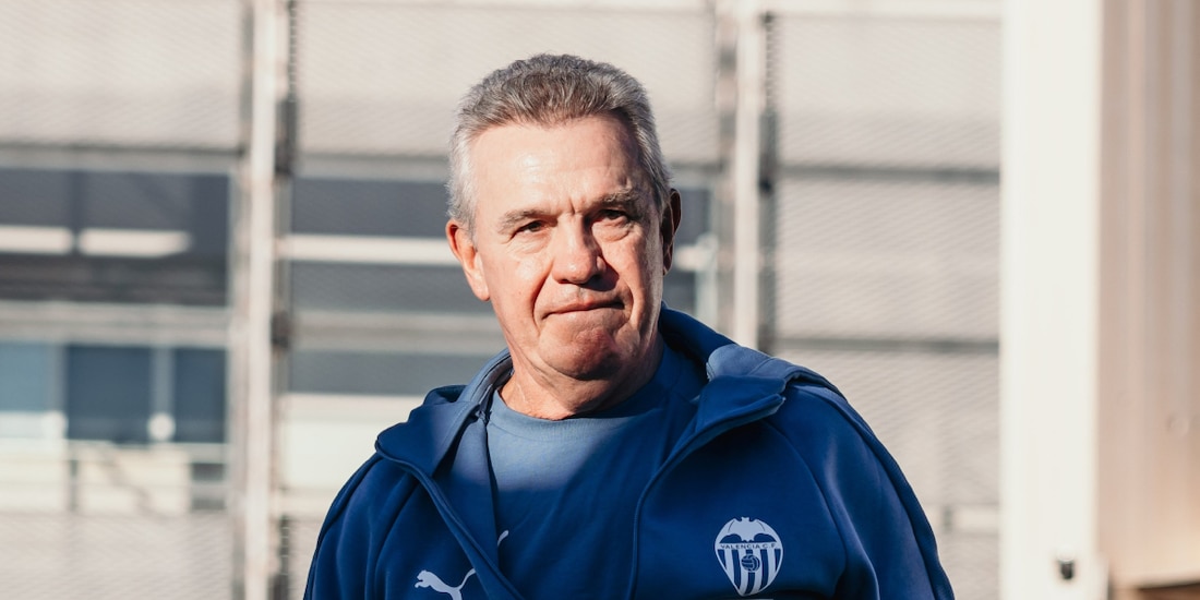 Javier Aguirre debuta este domingo como director técnico del Valencia.