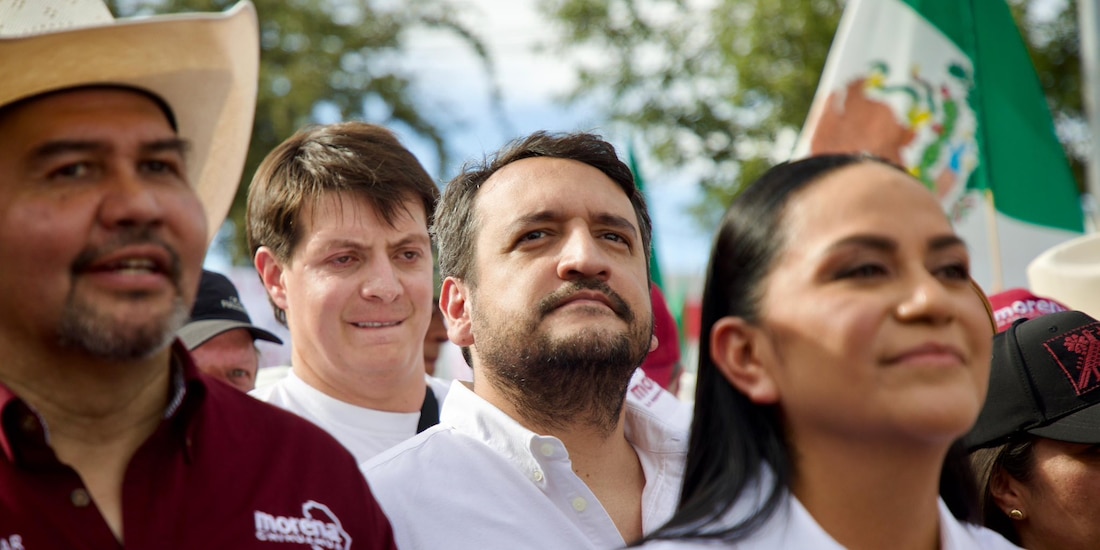 Andrés Manuel López Beltrán, exsecretario de Organización de Morena, durante la marcha en Chihuahua.