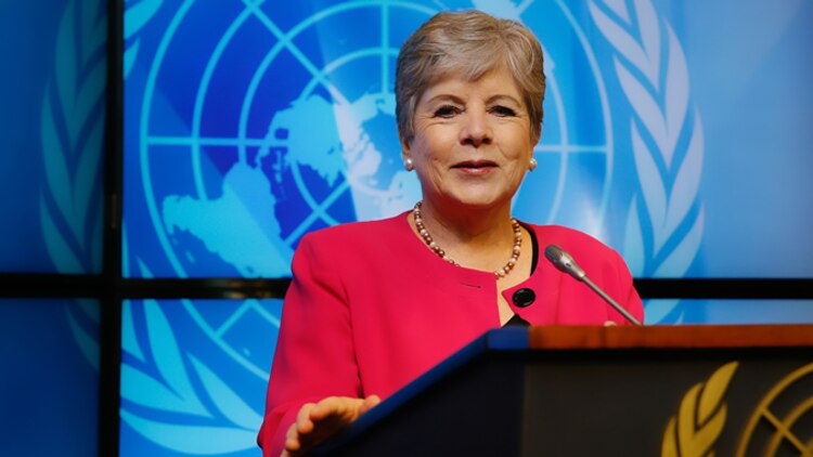 Alicia Bárcena será la cuarta mujer en ocupar la titularidad en la Cancillería.