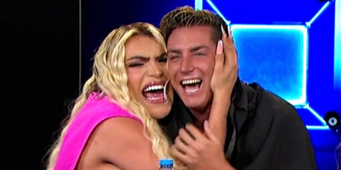 Wendy Guevara responde a las indirectas del papá de Agustín Fernández: 'una cortina de humo'