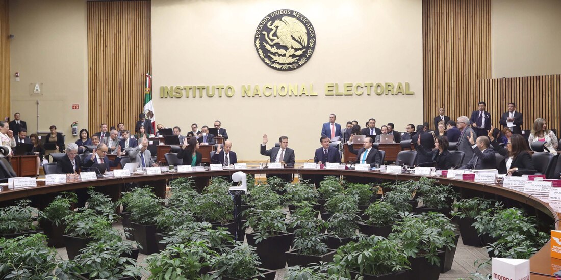 Aliados de Morena, los más multados por el INE