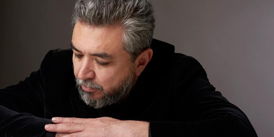 Cristian Alarcón es el ganador del Premio Alfaguara de Novela 2022.