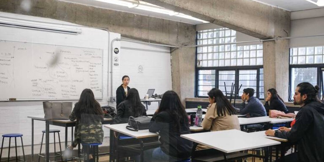 Nueva York cerró las escuelas en marzo del 2020, tras los altos índices de contagios y muertes por COVID.