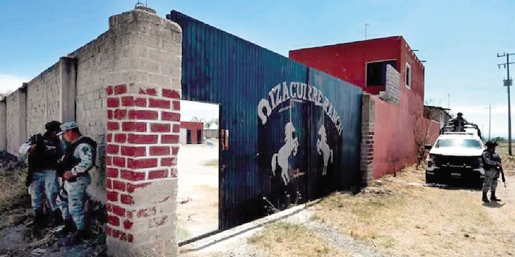 Algunos de los objetos encontrados por colectivos de búsqueda de desaparecidos el pasado 5 de marzo.