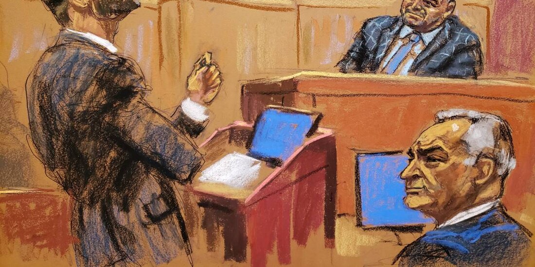 Jesús Zambada García (de pie) durante el juicio a García Luna.