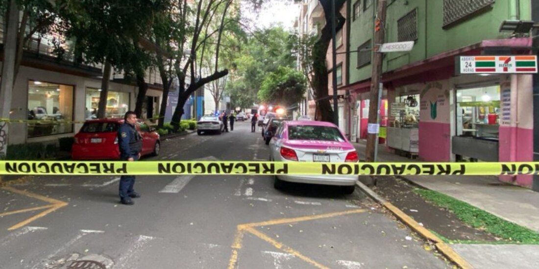 Muere mujer al presuntamente arrojarse de un edificio en Polanco.