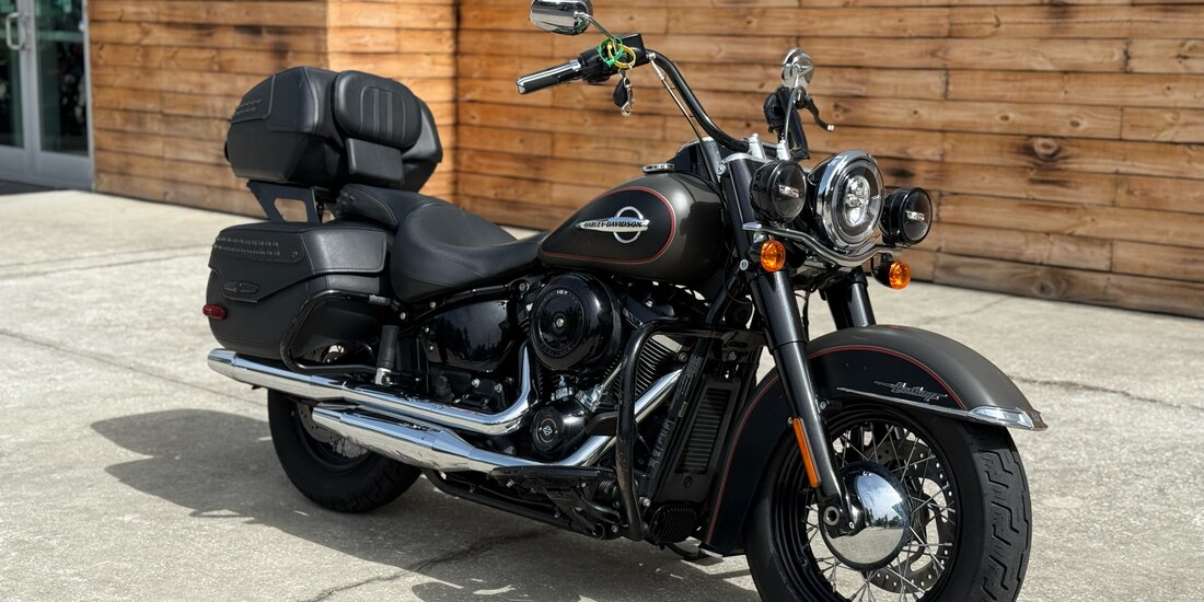 Harley-Davidson FLHC, también conocida como Softail Heritage Classic, es uno de los modelos con llamado a revisión.