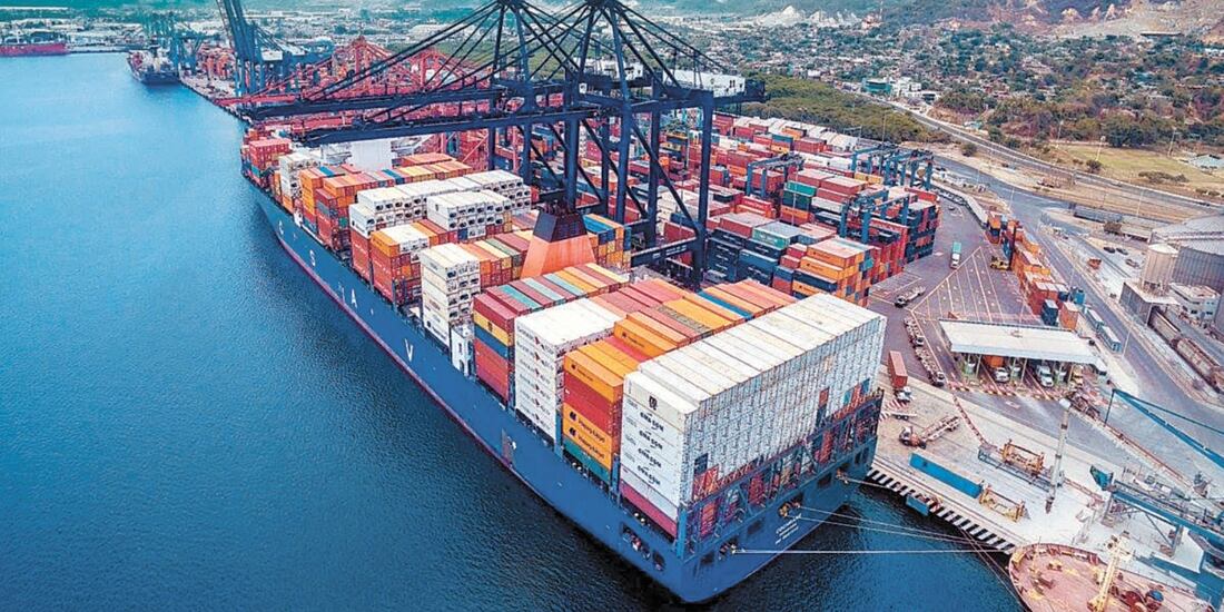 Las exportaciones mexicanas disminuyeron uno por ciento durante agosto de este año