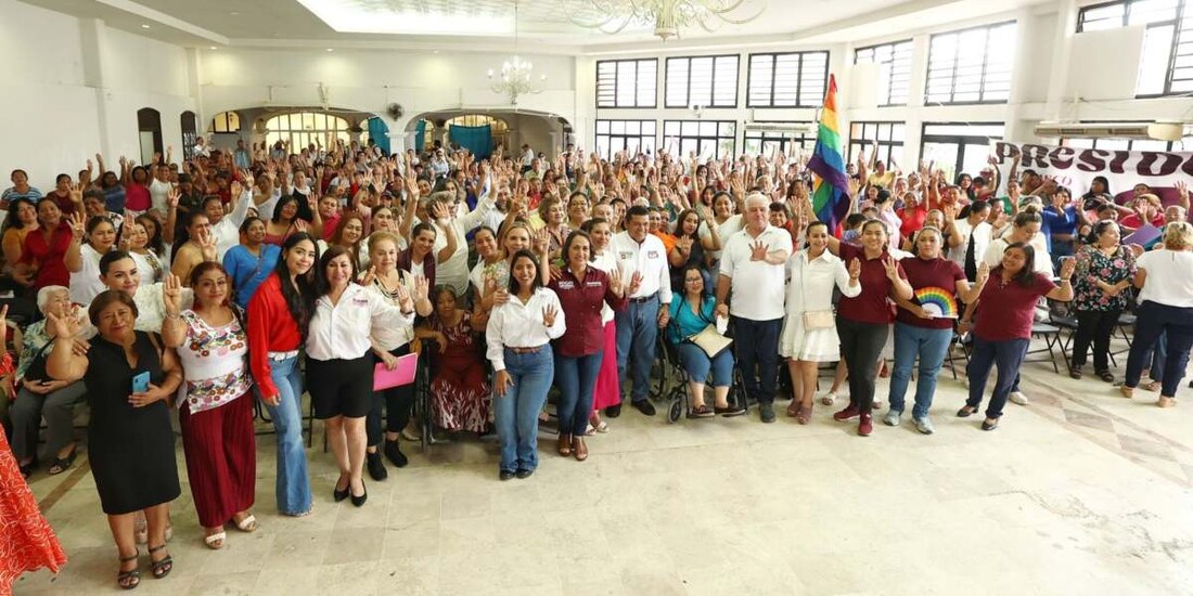 Javier May asegura respaldo a mujeres y promete 20 mil viviendas con escrituras.