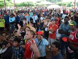 Segunda caravana de indocumentados, durante su llegada a Huehuetán, Chiapas, ayer.