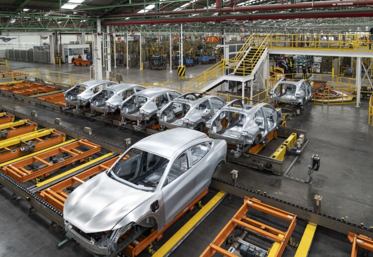 En junio de 1925 se constituyó en México la Ford Motor Company, S.A.