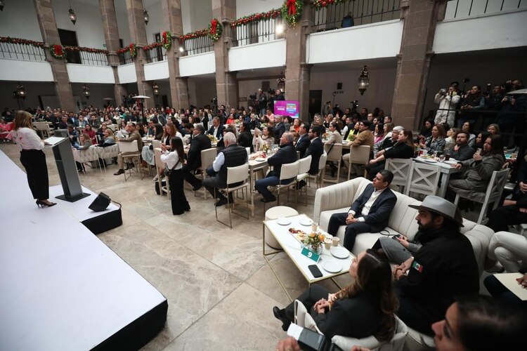 Es momento de Inspirar: Paola Rodríguez; Presenta esposa del Gobernador la Oficina Inspira Coahuila