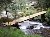 LOS DINAMOS destaca por su río. Toma en cuenta que suele ser muy fría el agua.