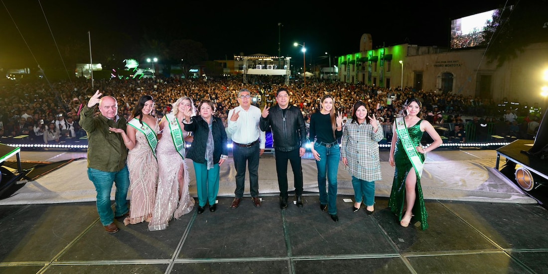 El centro, el gobernador Ricardo Gallardo Cardona durante la inauguración de la FENAE 2026.