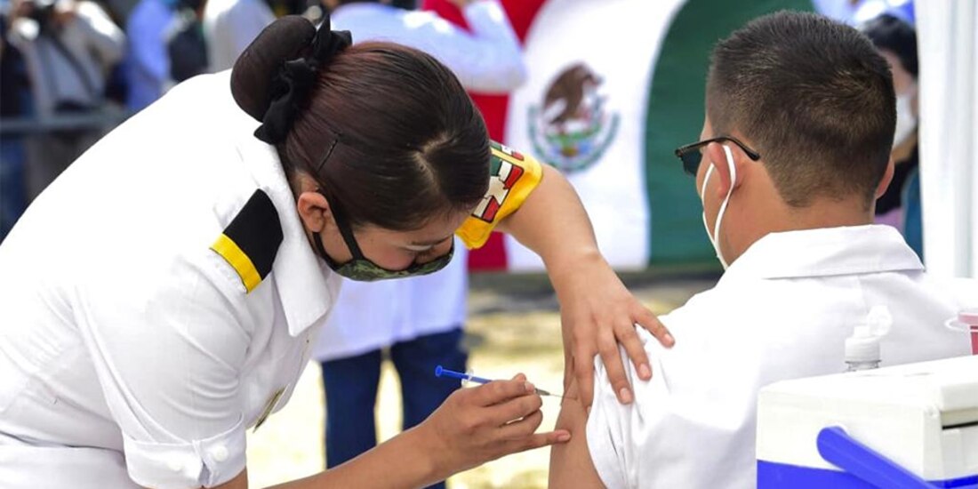 No existe una razón para que la población decida no ponérsela, aseguró el funcionario de Salud.