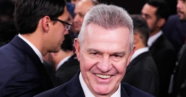 La IFFHS puso a Javier Aguirre en el top 10 de entrenadores del 2025.