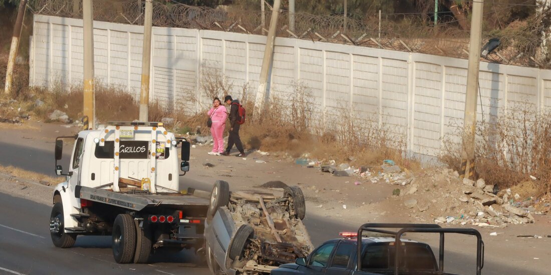 Accidente vial en la carretera Lechería-Texcoco, ayer.
