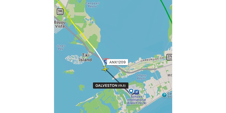 La presunta ruta que habría seguido la aeronave antes de estrellarse.