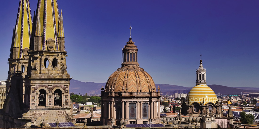 La Catedral es uno de los más bellos recintos en la Perla Tapatía por su imponente arquitectura. Atrae a miles de turistas cada año.