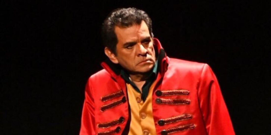 El cantante Jorge Lagunes, quien interpreta a Rigoletto.