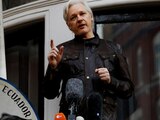 Julian Assange es arrestado por la policía británica