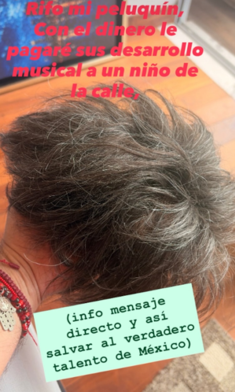 Aleks Syntek rifa su peluquín