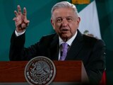 Ante el comentario de AMLO que hacia referencia a Enrique Peña Nieto, los reporteros soltaron una carcajada