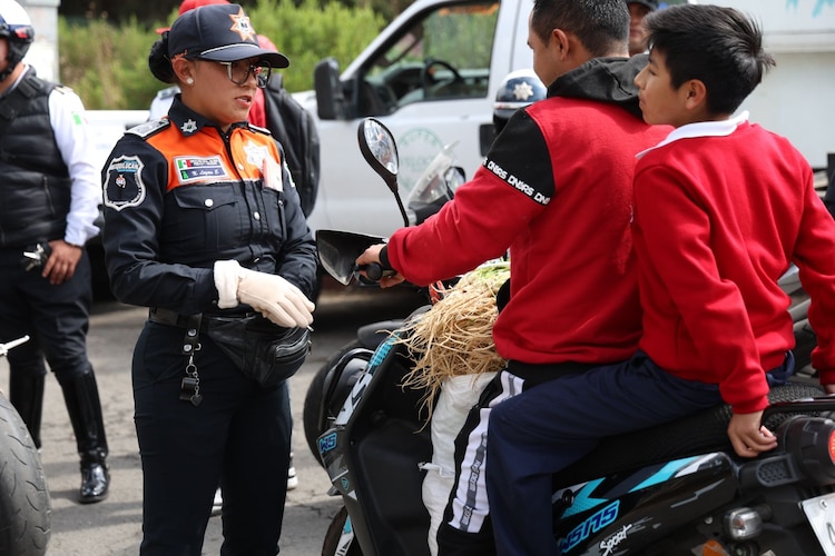 El Operativo de Inspección y Reordenamiento Vial busca reducir accidentes causados por el exceso de velocidad y la falta de casco en el municipio.