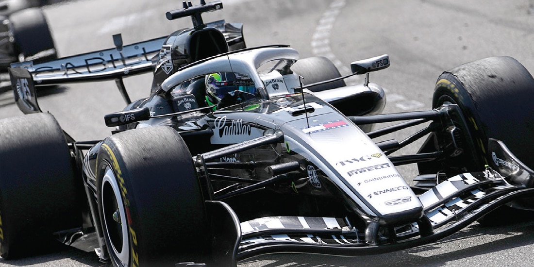 EL AUTO del volante tapatío, ayer, en el GP de Mónaco.