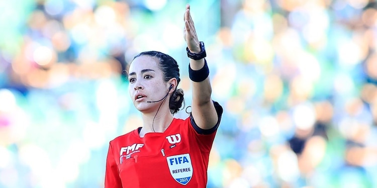 La árbitra mexicana Katia Itzel García