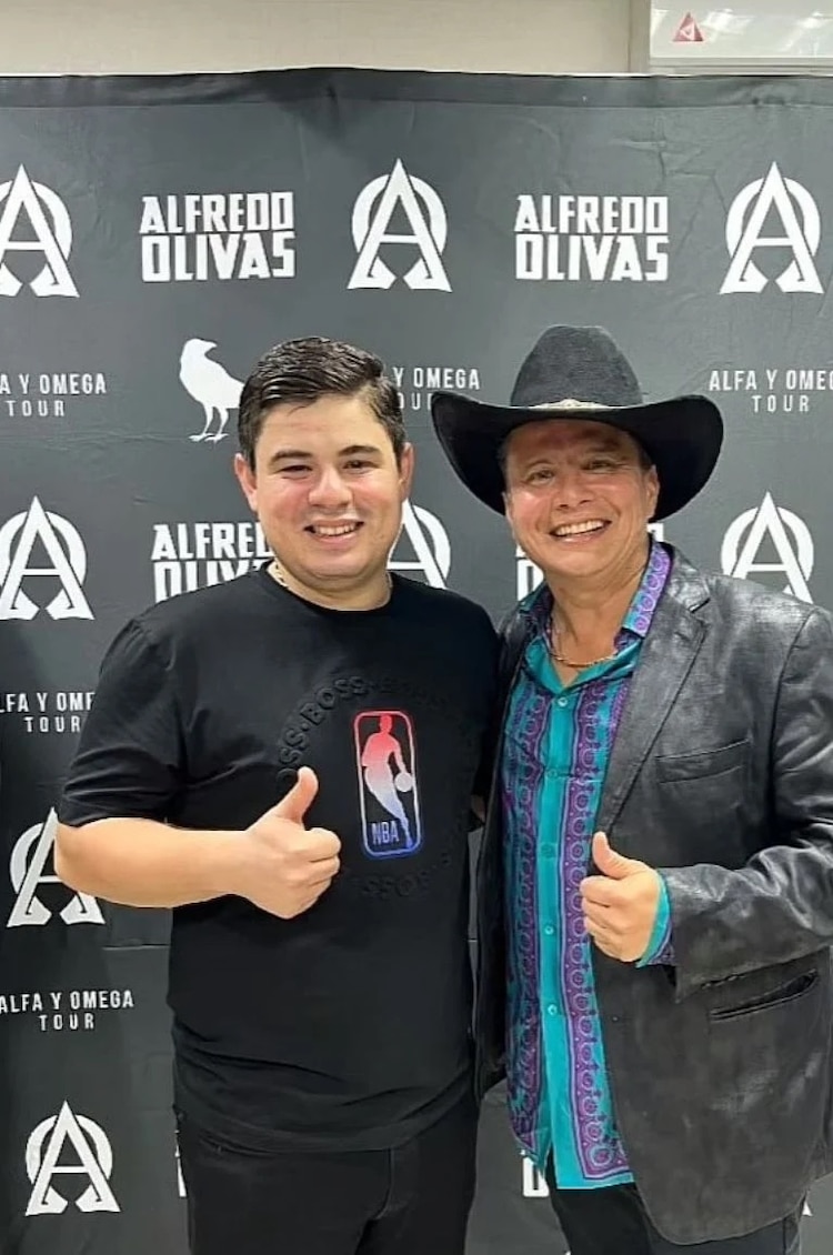 Alfredo Olivas y el doctor Juan Carlos Ramírez Almaral