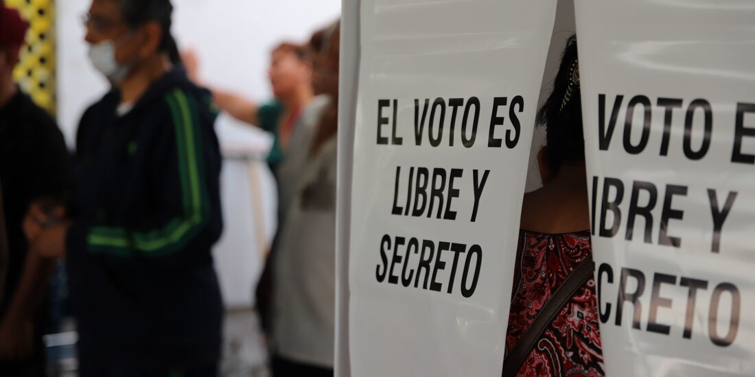 Exconsejeros electorales insisten en reforma en la materia en consenso.