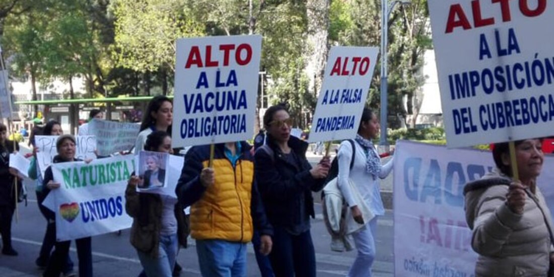 El movimiento “Unidos por la Verdad México” marcha contra las medidas sanitarias, en diciembre pasado.