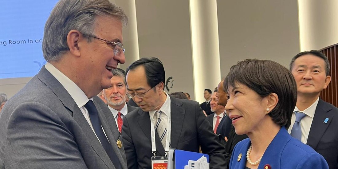 Marcelo Ebrard, secretario de Economía, durante su participación en la Cumbre de la APEC en Gyeongju, Corea del Sur.