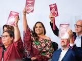 Líderes de Morena al celebrar, ayer, el VIII Congreso Nacional para renovar su presidencia nacional.