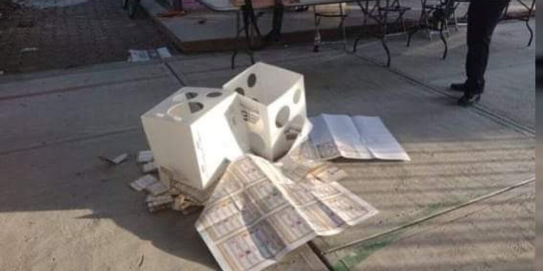 Roban casillas en Michoacán