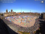Marcha del millón llega al Zócalo