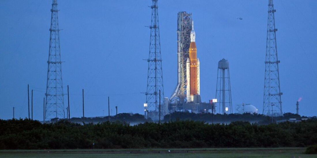 NASA prepara lanzamiento de Artemis I a la Luna para este sábado.