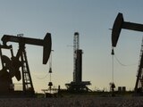 El referencial internacional Brent perdía 1.64 por ciento, a 42,53 dólares el barril.