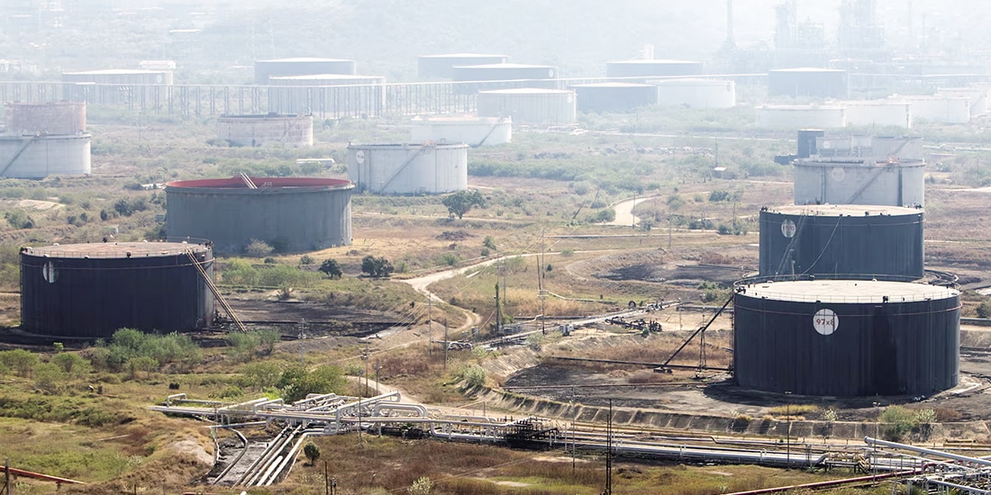Una vista de las instalaciones de la refinería de petróleo de Puerto La Cruz de la petrolera estatal venezolana PDVSA, en una foto de archivo.
