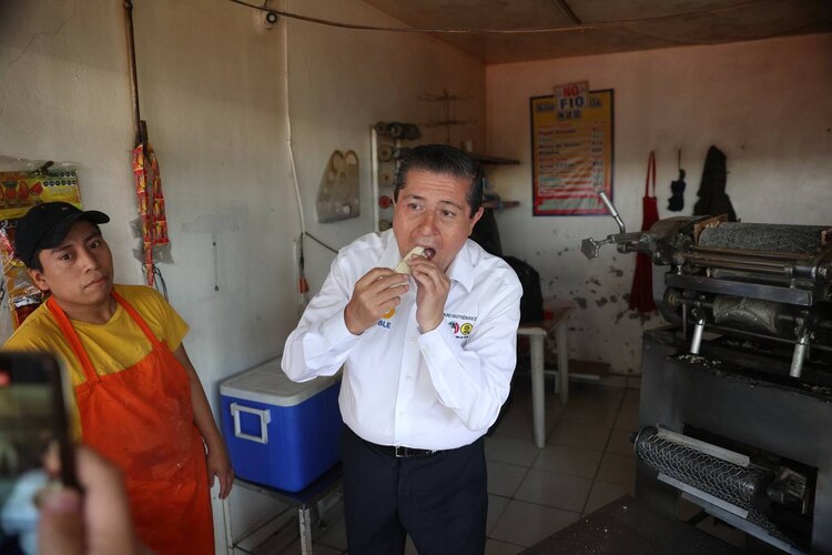 Seguiremos apoyando las fiestas y las tradiciones de nuestros pueblos y barrios como este de San Francisco, que es parte del patrimonio cultural de Coyoacán