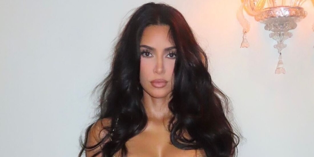 Kim Kardashian viaja a México por costoso tratamiento no aprobado en EU