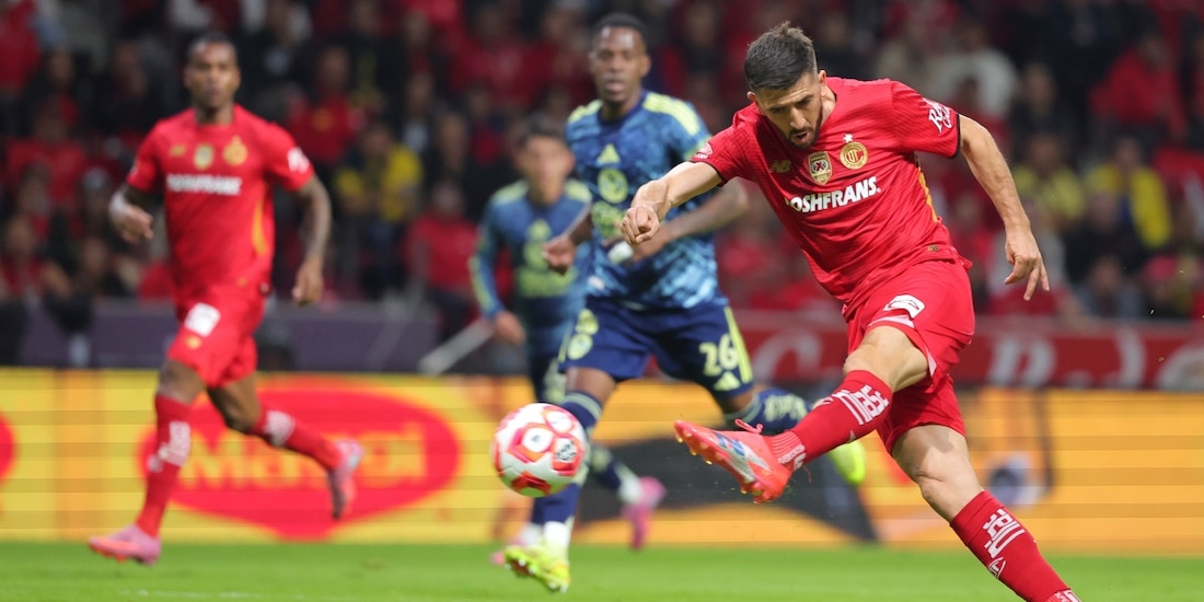 Paulinho aseguró el tricampeonato de goleo en la Liga MX con su gol en el primer tiempo del Toluca vs América.