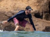 Andrew Garfield es captado de vacaciones en Puerto Vallarta (FOTOS)