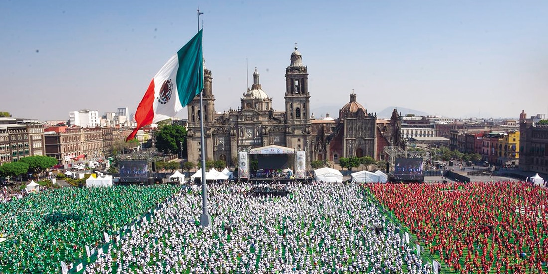 Se vivió una fiesta de futbol en el Zócalo de la Ciudad de México.
