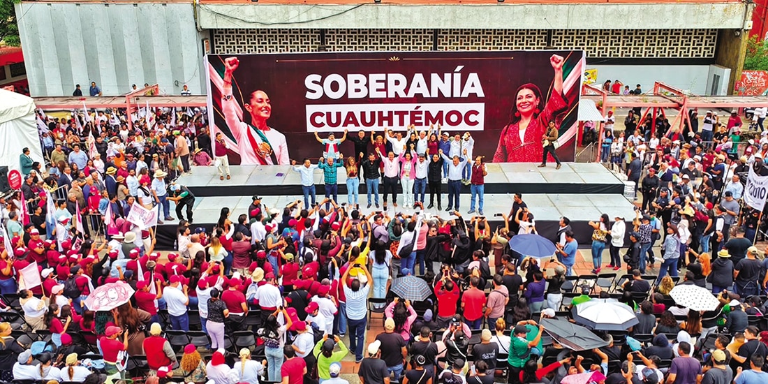 Janecarlo lozano durante la movilización en Tlatelolco.