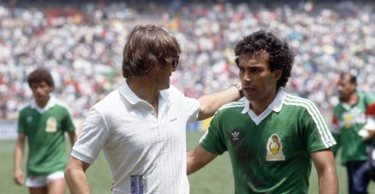 Bora Milutinovic y Hugo Sánchez